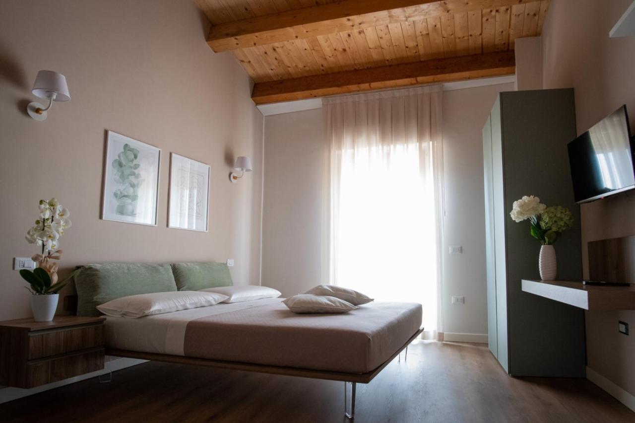 Dimora Donna Dora - Albergo Diffuso San Martino in Pensilis ภายนอก รูปภาพ