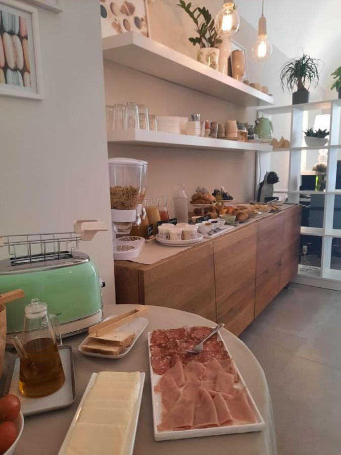 Dimora Donna Dora - Albergo Diffuso San Martino in Pensilis ภายนอก รูปภาพ