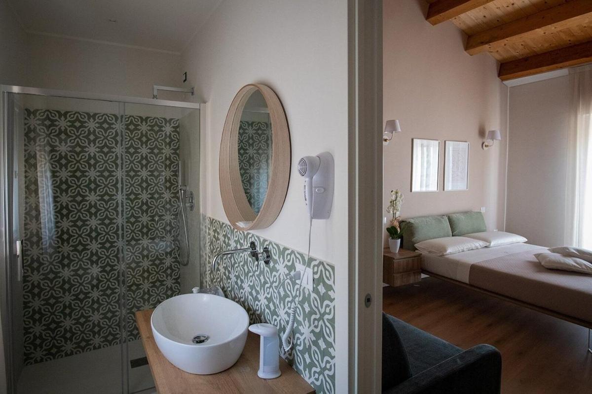 Dimora Donna Dora - Albergo Diffuso San Martino in Pensilis ภายนอก รูปภาพ